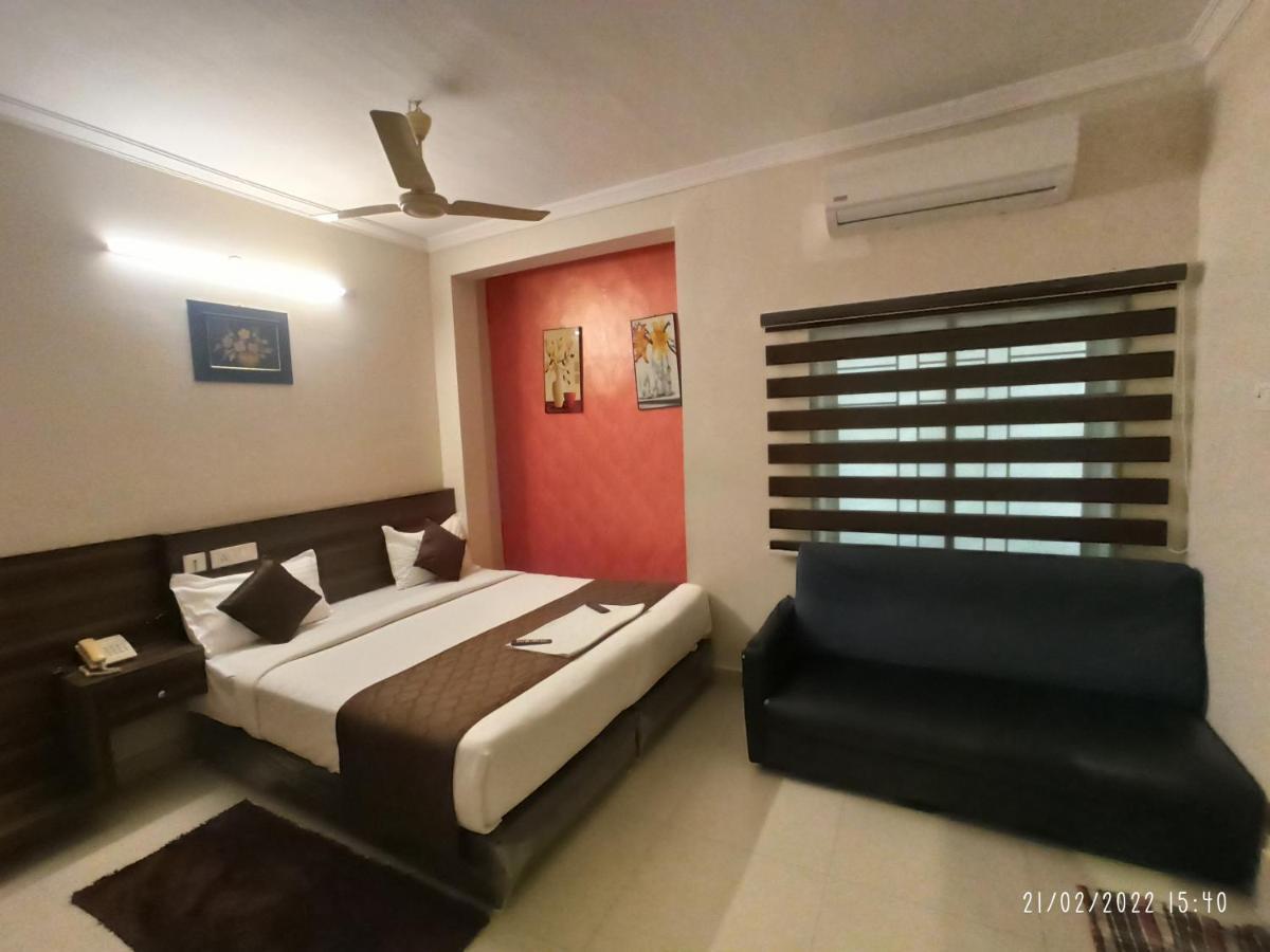 Hotel I-Way Residency Chennai Exterior foto