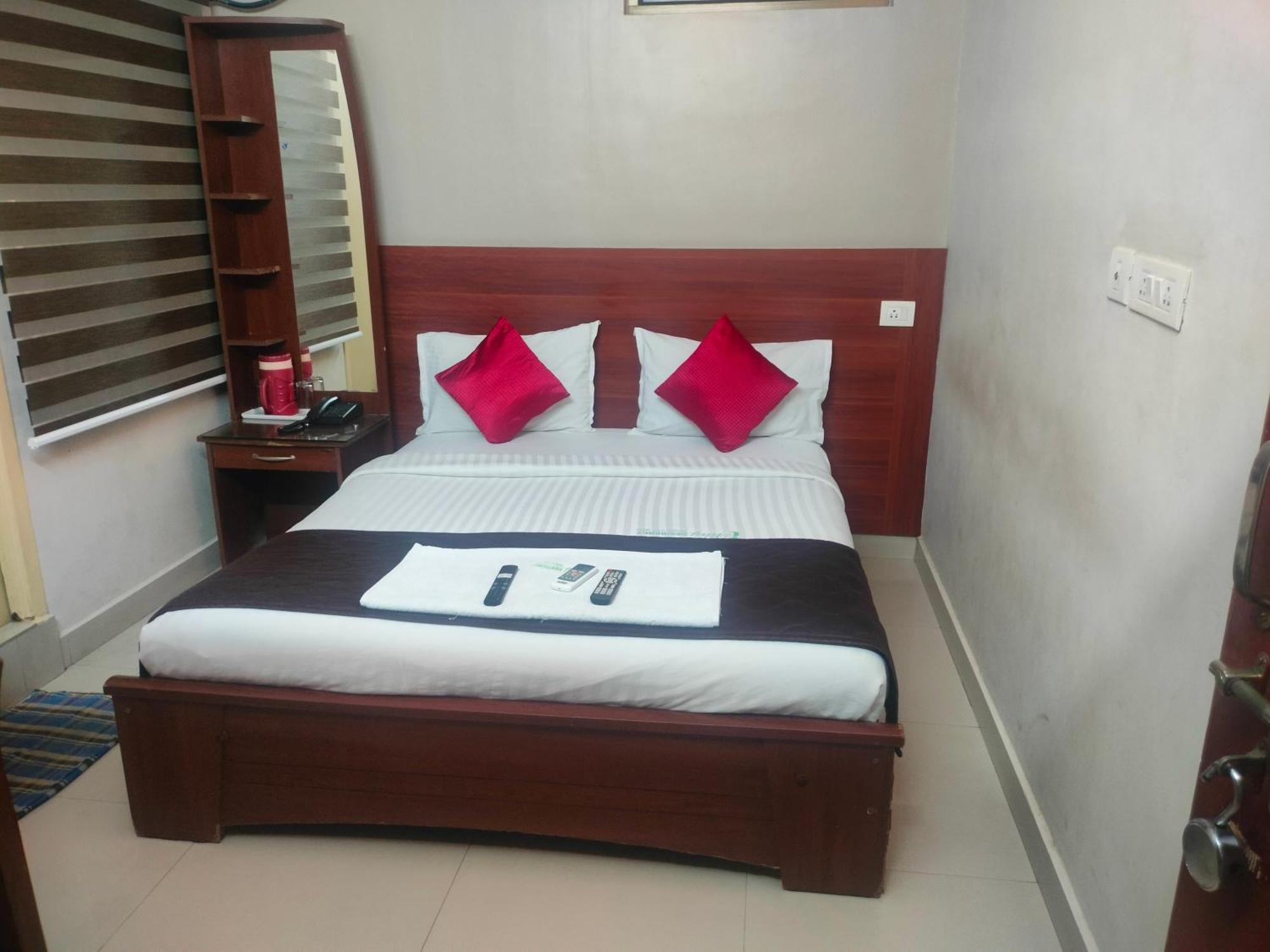 Hotel I-Way Residency Chennai Exterior foto